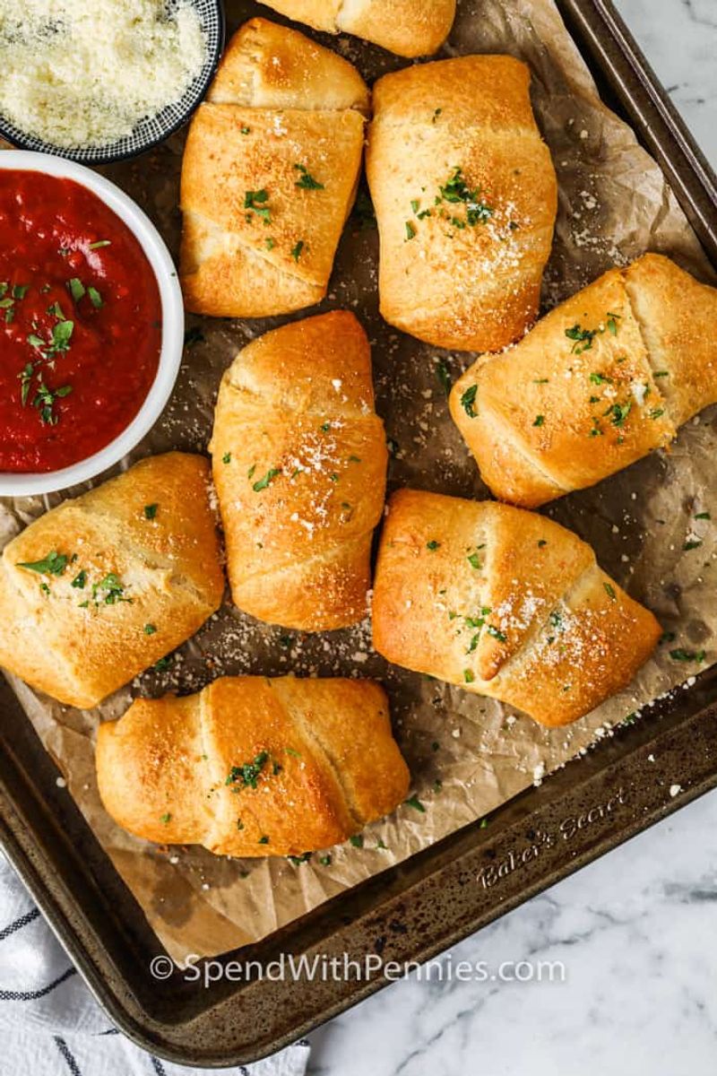 Crescent Pizza Bites