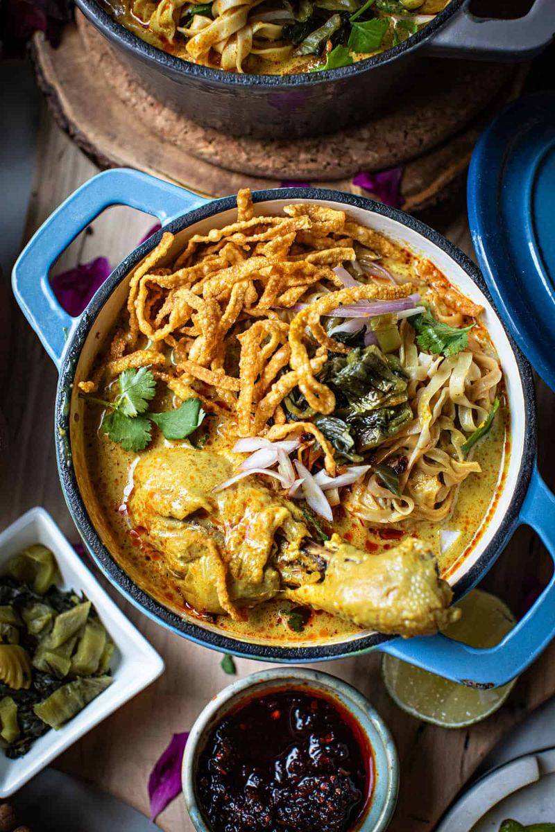 Thai khao soi