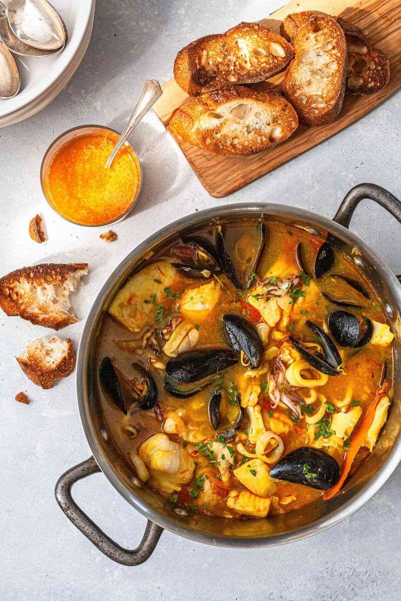 Provençal Fish Stew (Bouillabaisse-Style)