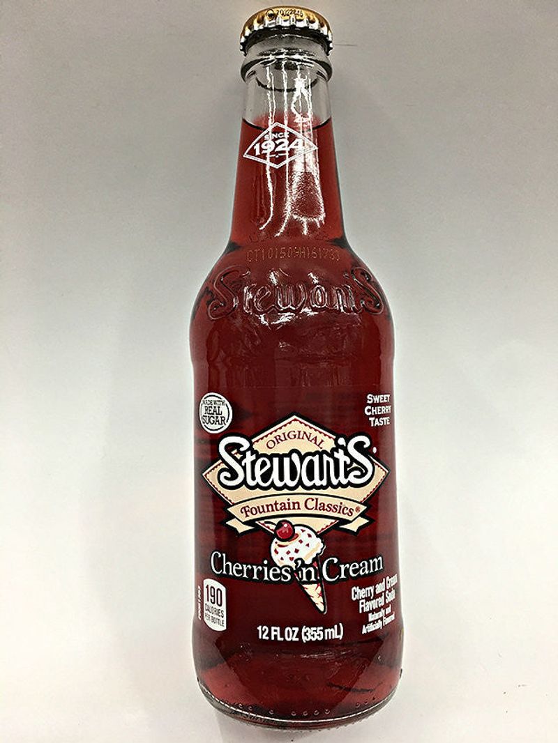 Stewart's Cherries 'n Cream Soda