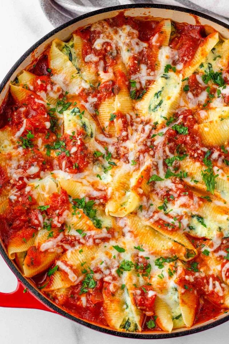 Stuffed Shells With Ricotta And Spinach
