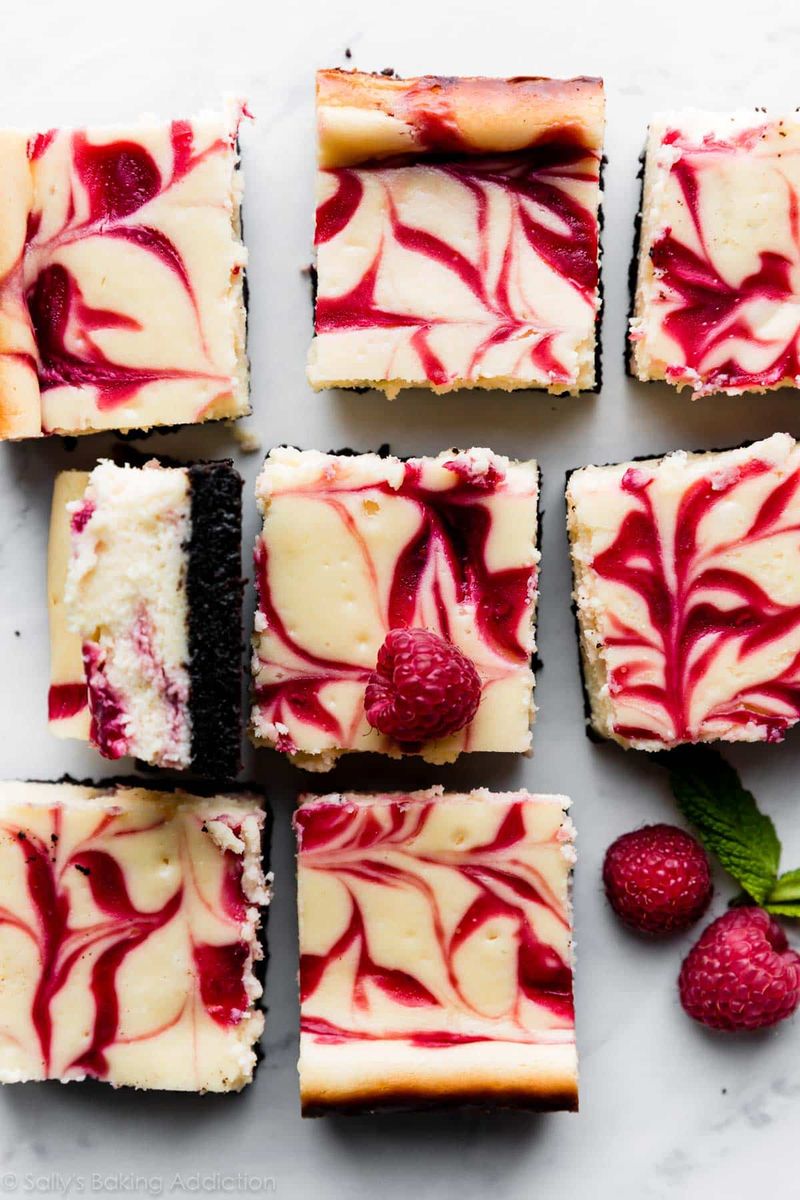 Jelly Swirl Cheesecake Bars