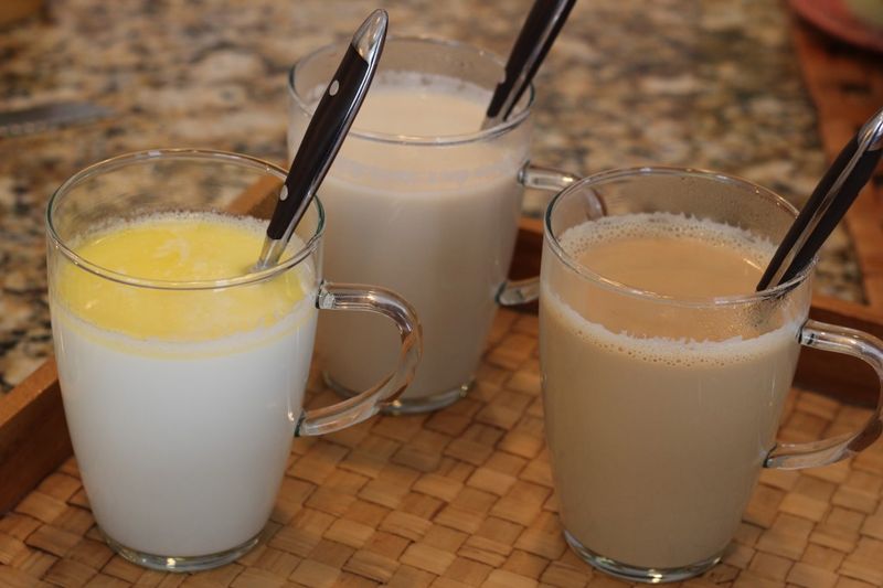 Hot milk with honey or molasses