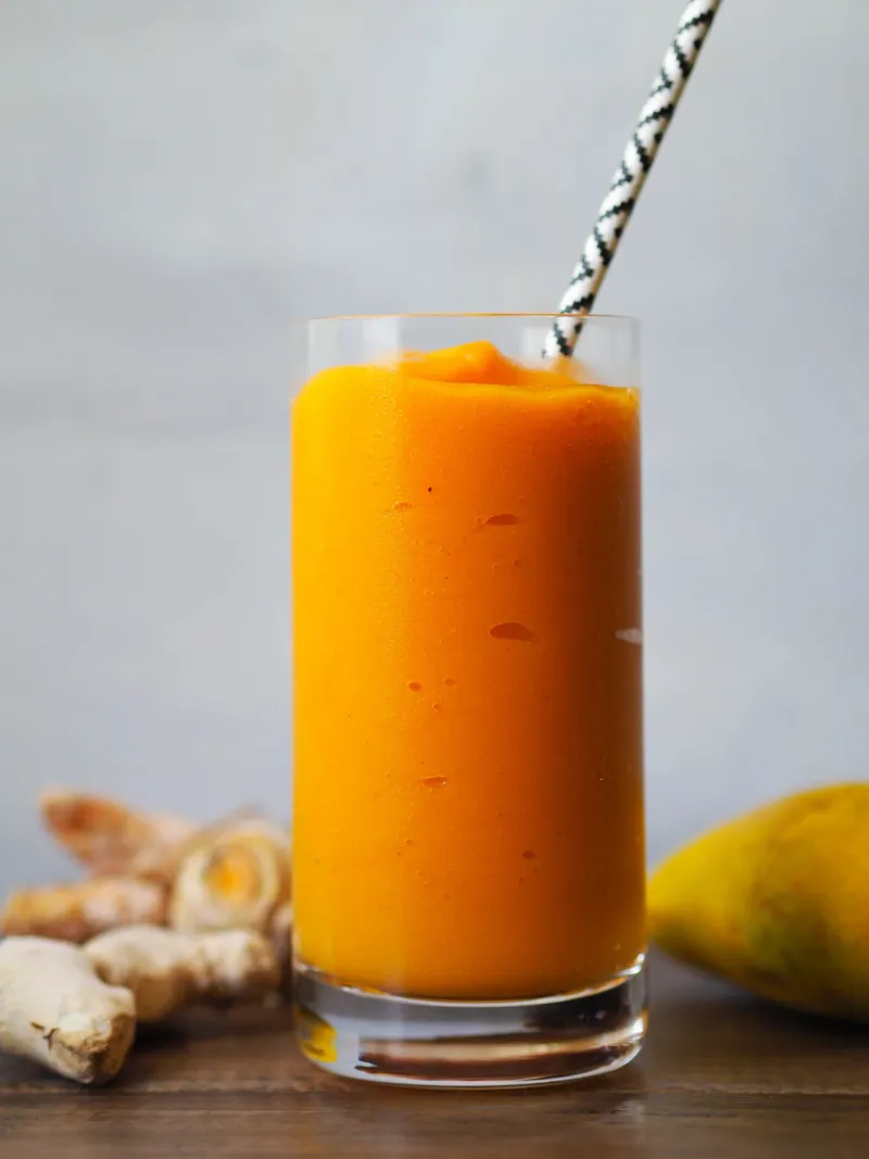 Turmeric Mango Smoothie
