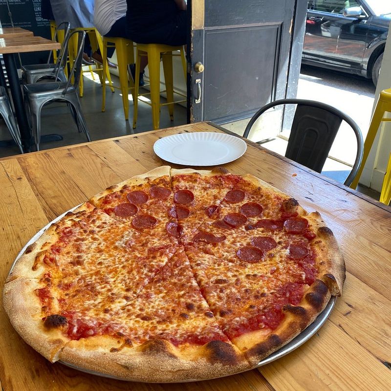 Florina Pizzeria & Paninoteca