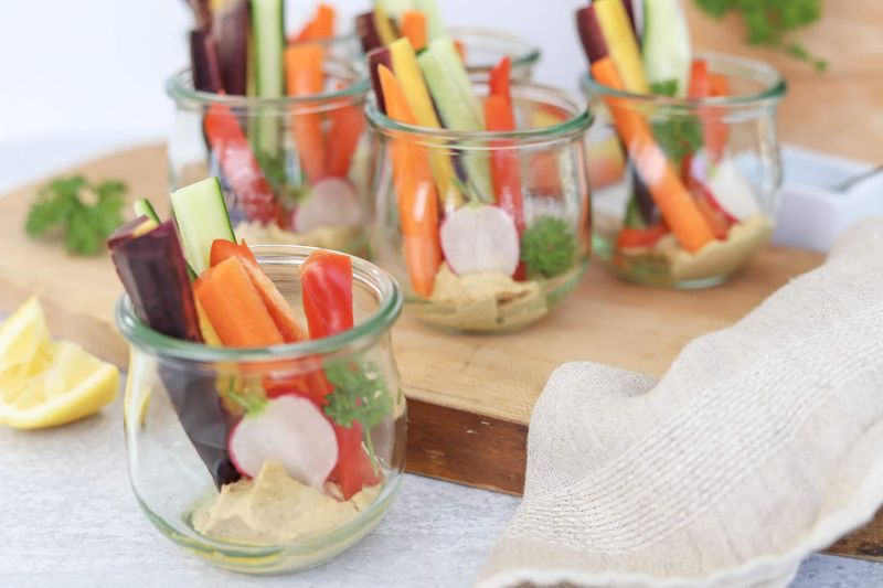 Veggie Cups With Hummus