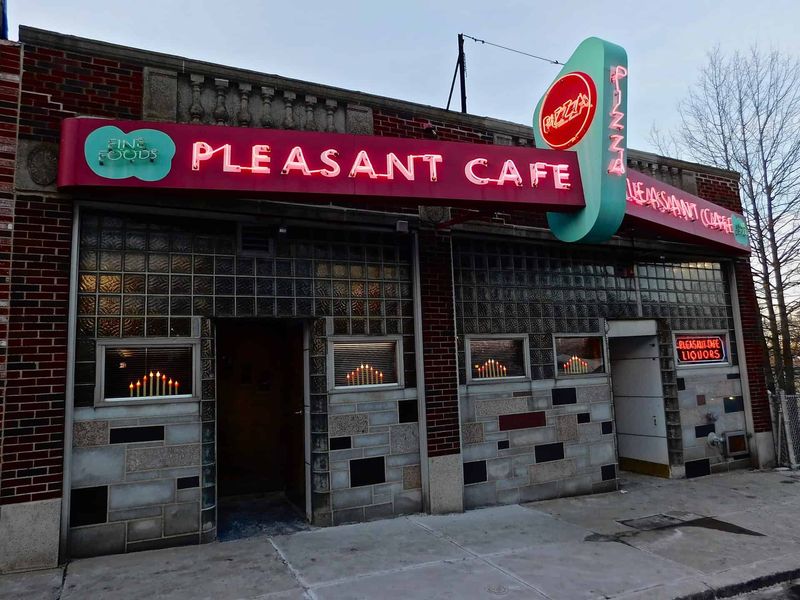 Pleasant Street Cafe