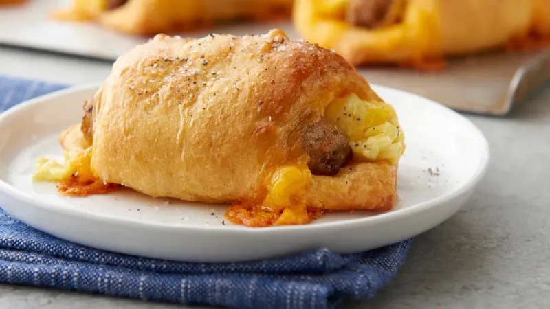 Crescent Roll Breakfast Rolls