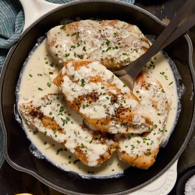 Chicken Cutlets With Creamy Cheese Sauce