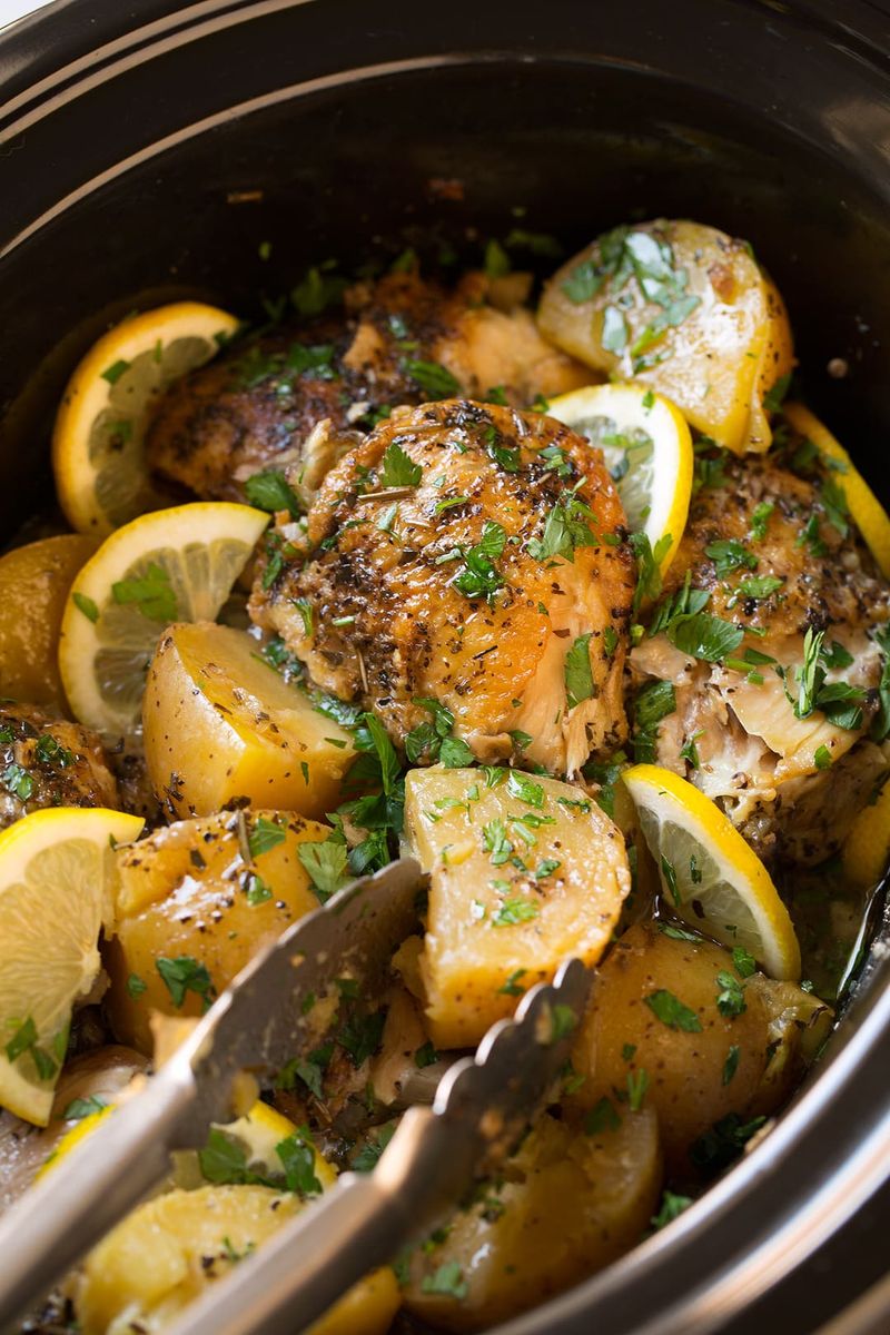 Slow Cooker Lemon Garlic Chicken