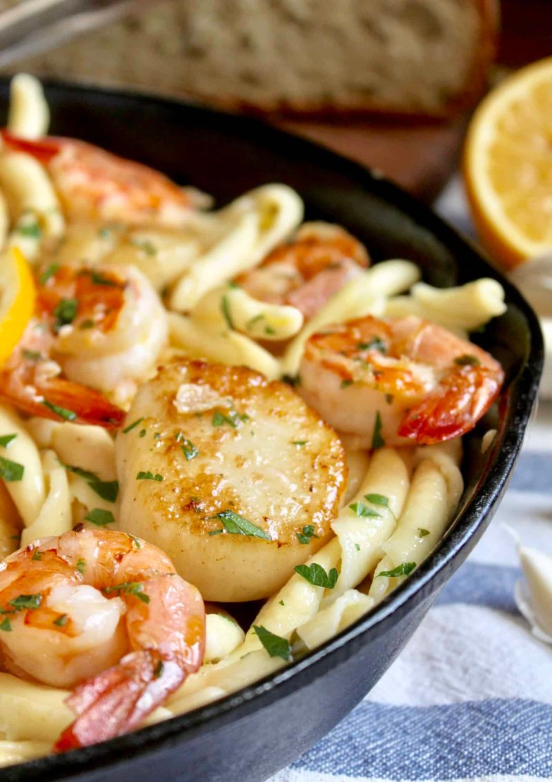 Alfredo seafood pasta with crab or scallops