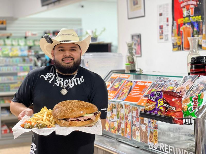 El Reyno Elotes y Taquería (Hurst)