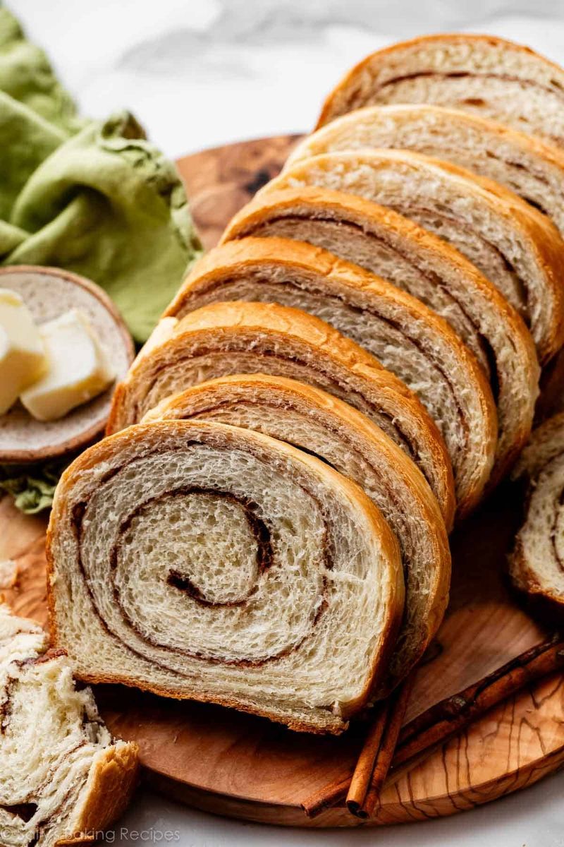 Cinnamon swirl bread