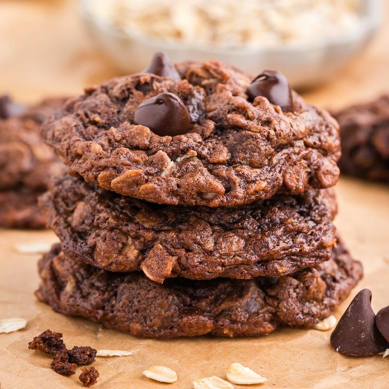 Dark Chocolate Chip Oatmeal Cookies