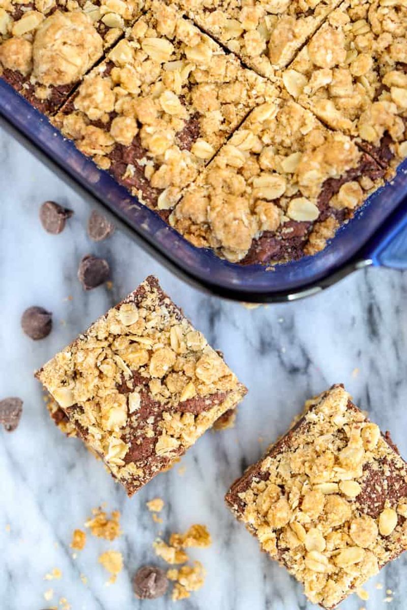 Oatmeal Fudge Bars