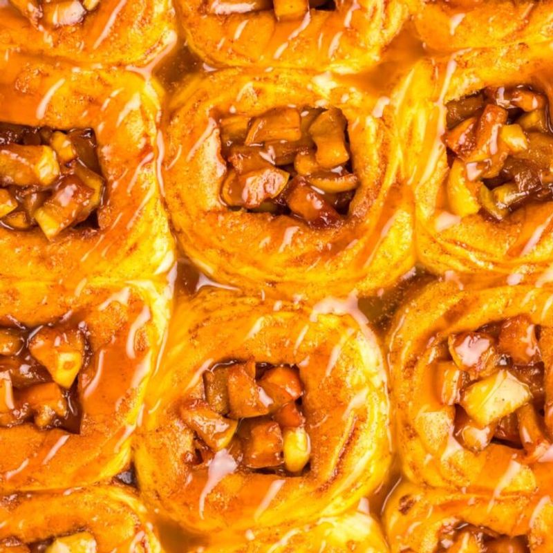 Caramel Apple Hawaiian Rolls