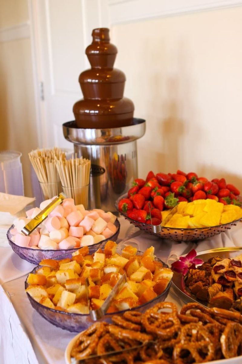 Chocolate Fondue Fountain