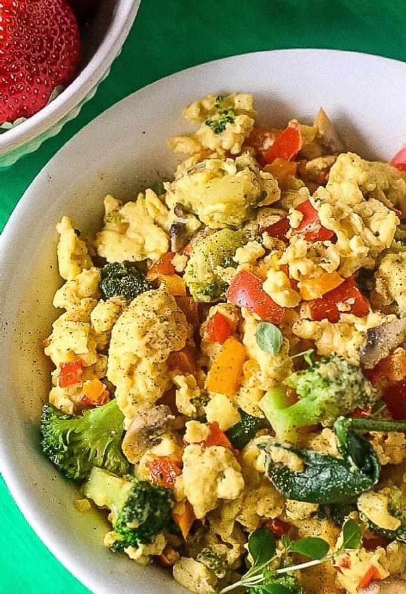 Scrambled Eggs With Hidden Veggies