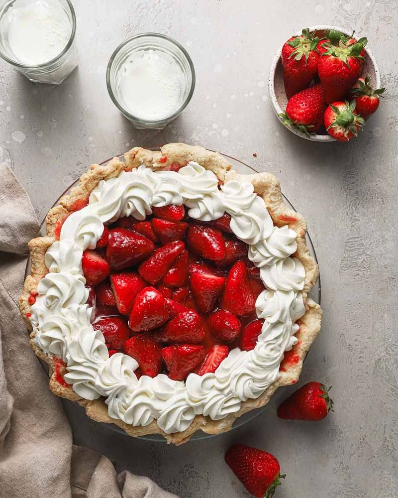Classic Fresh Strawberry Pie