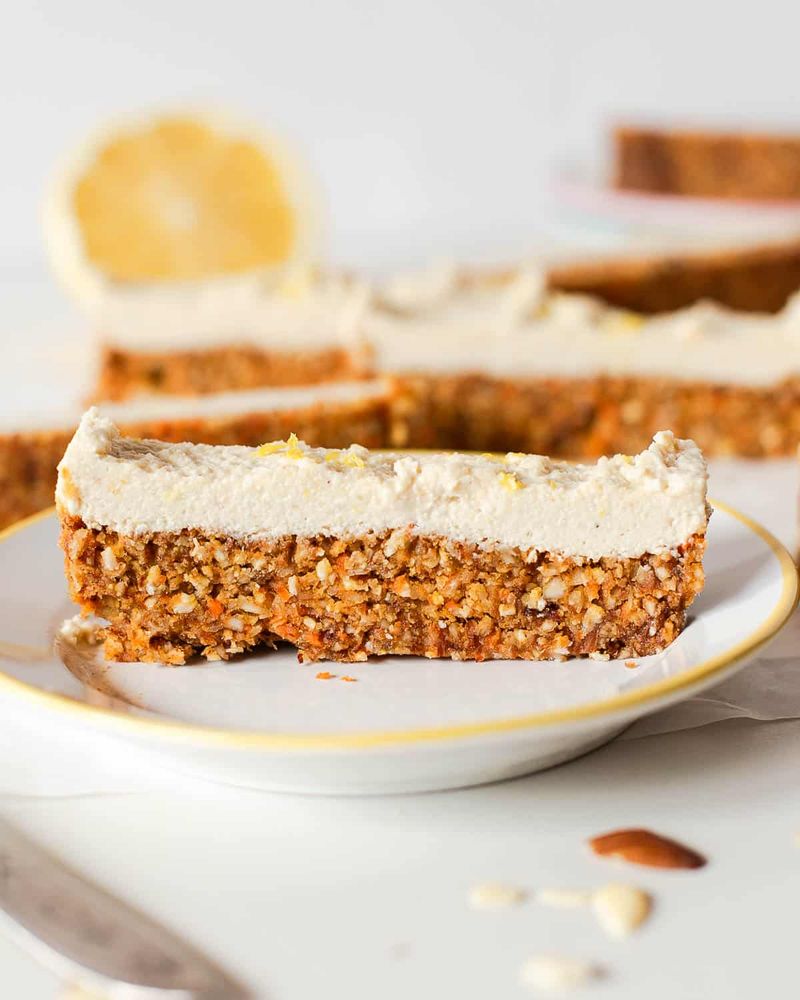 Vegan No-Bake Carrot Cake
