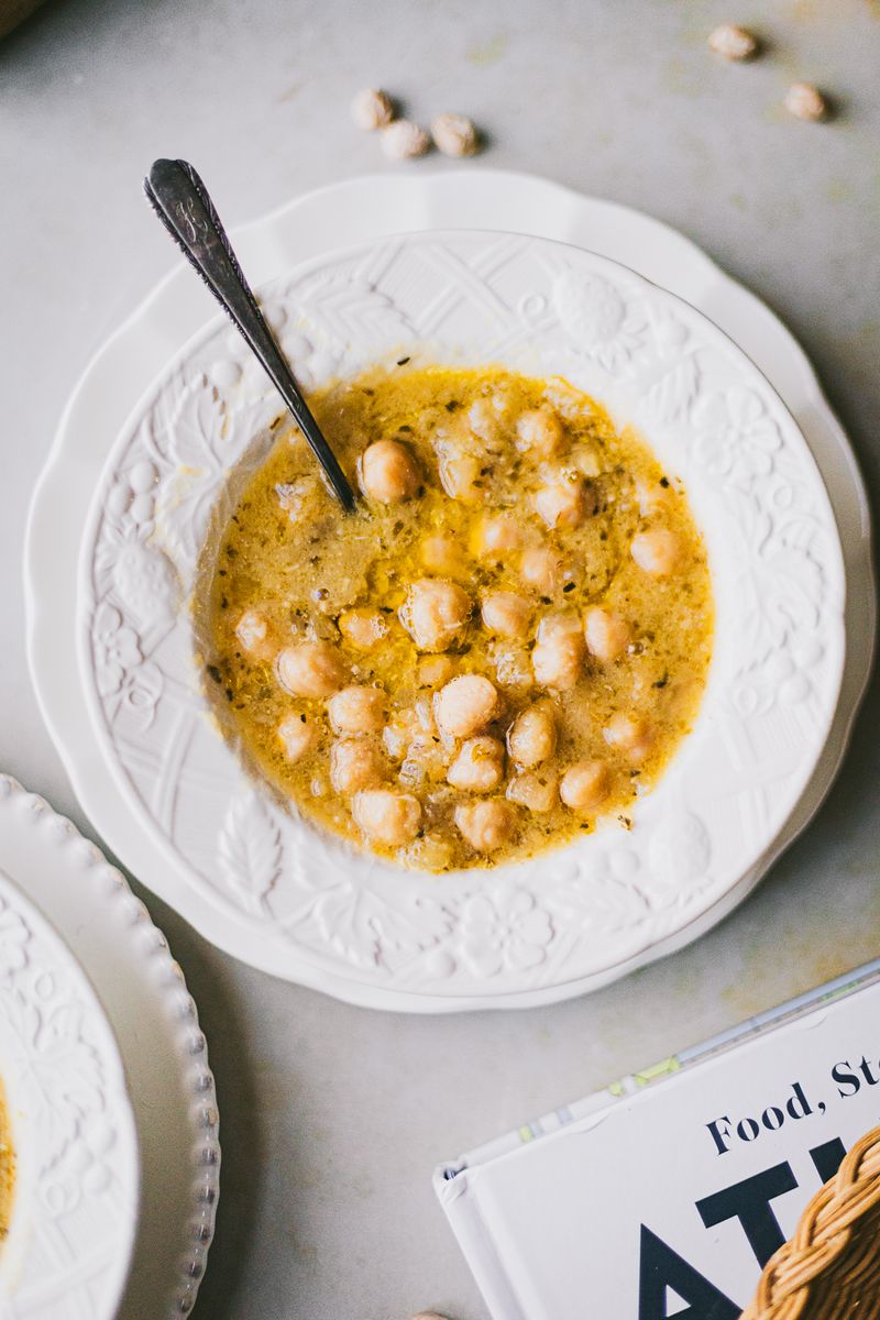 Greek Chickpea Soup (Revithia)
