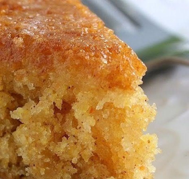 Maple-sweetened corn bread