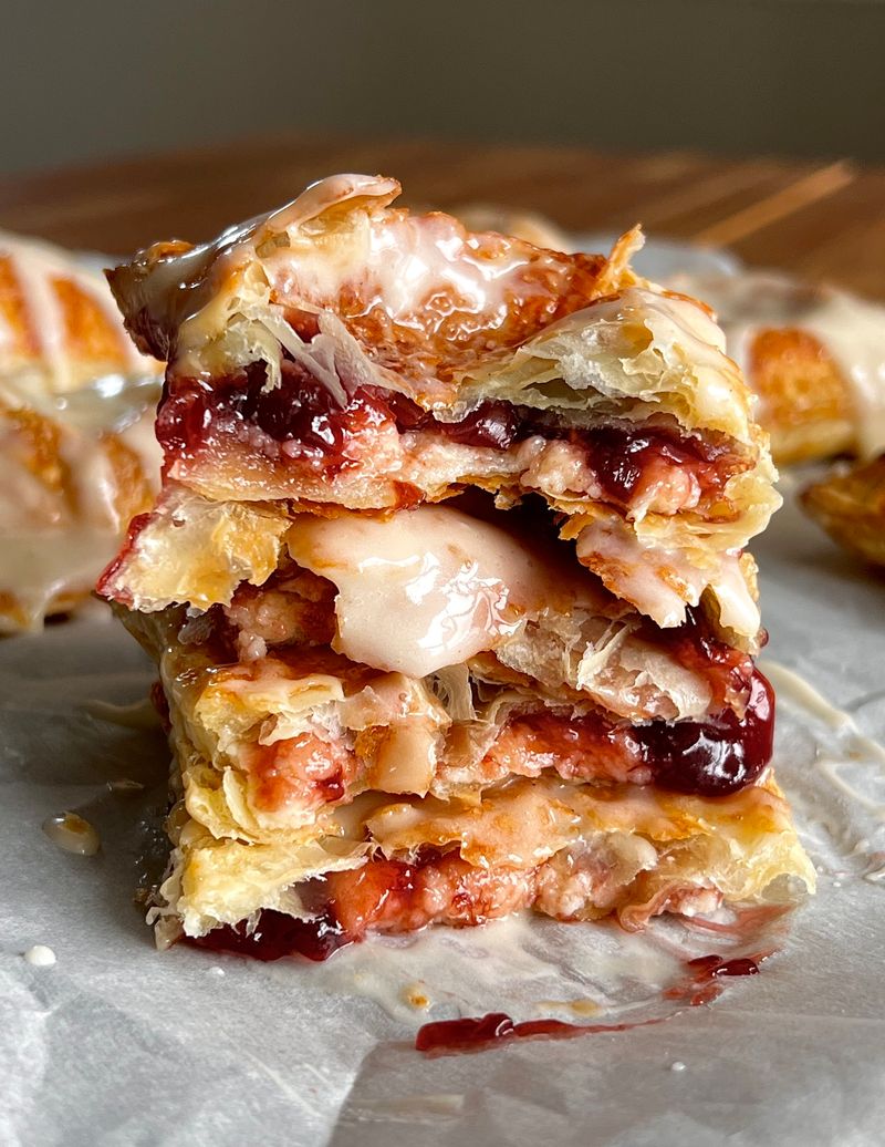 Cream Cheese & Cherry