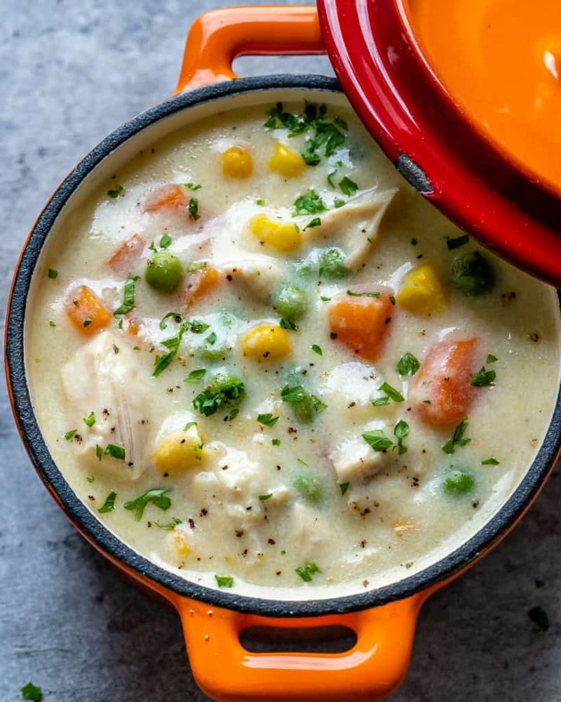 Chicken Pot Pie Soup