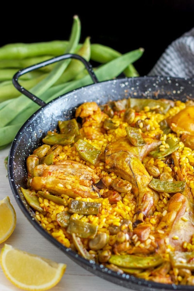 Spain: Paella valenciana