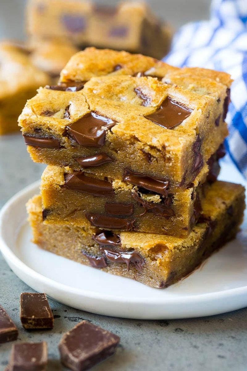 Brown sugar blondie bars
