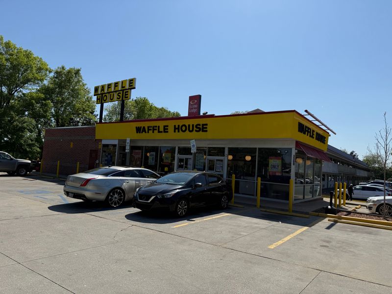 Charlotte Douglas International Airport Location