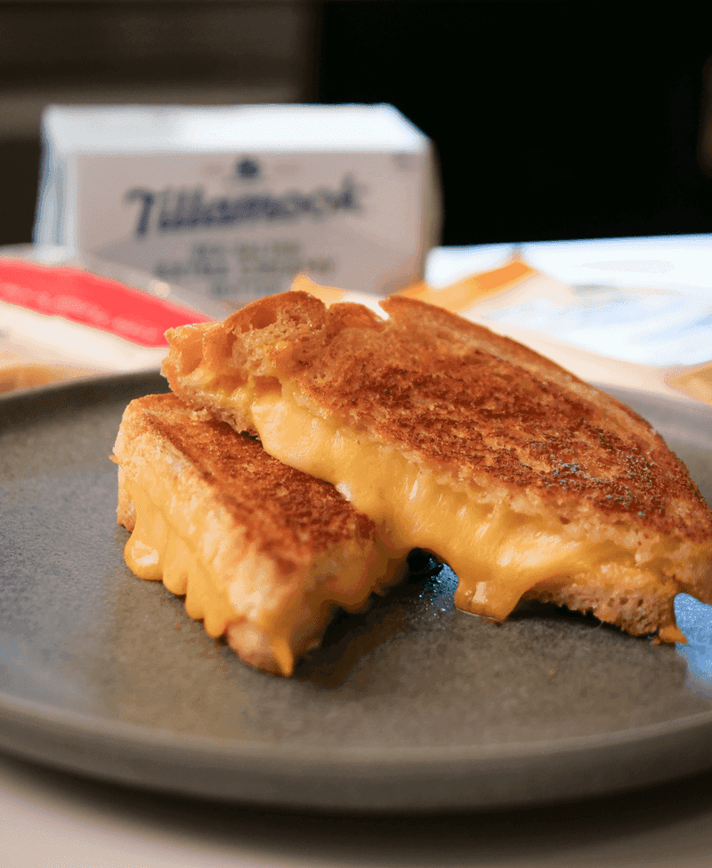 Oregon – Tillamook Cheddar Grilled Cheese