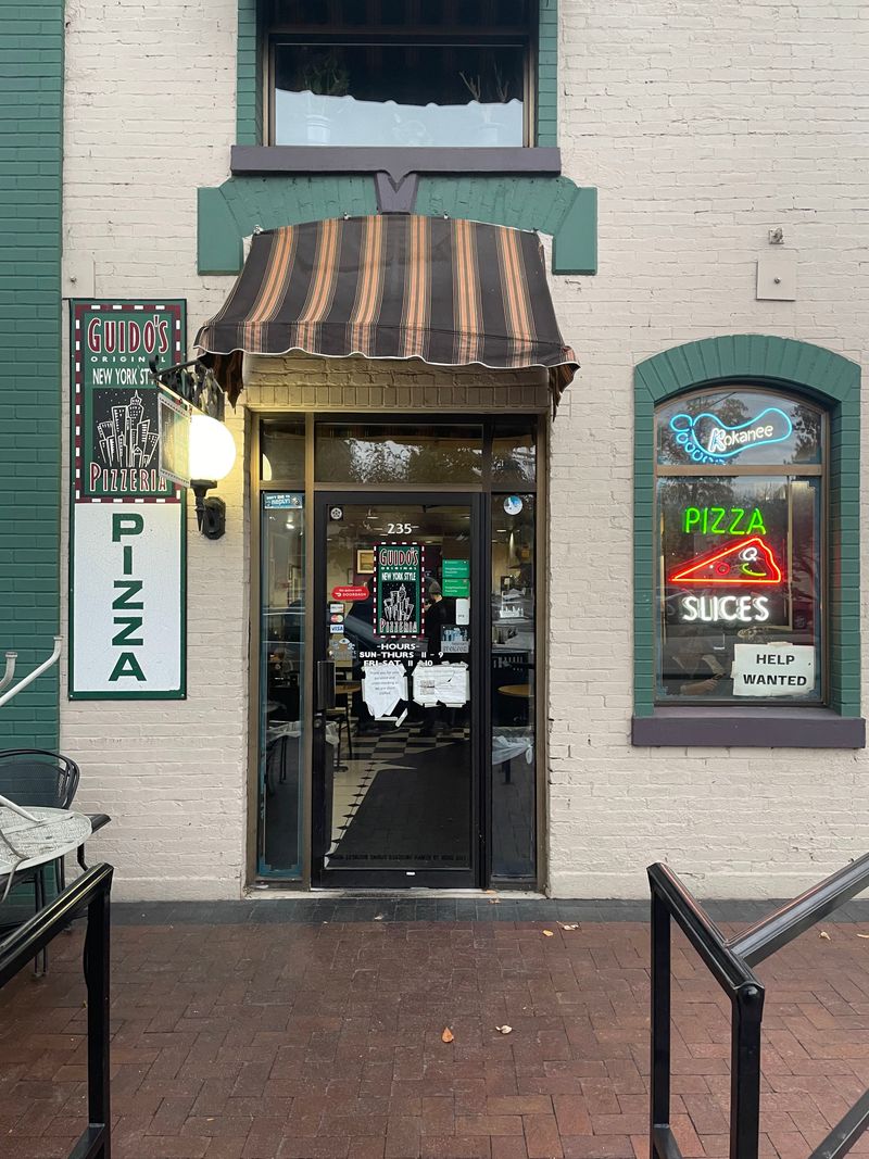 Idaho: Guido's Original New York Style Pizzeria, Boise