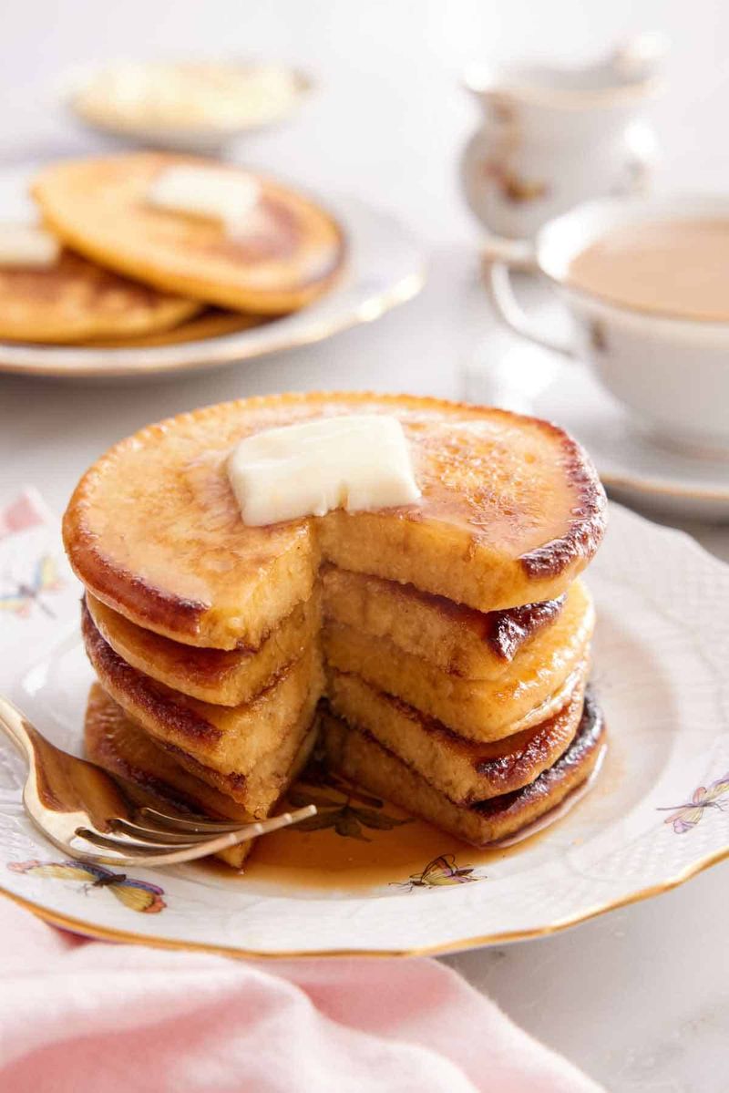 Johnnycakes (Cornmeal Griddle Cakes)