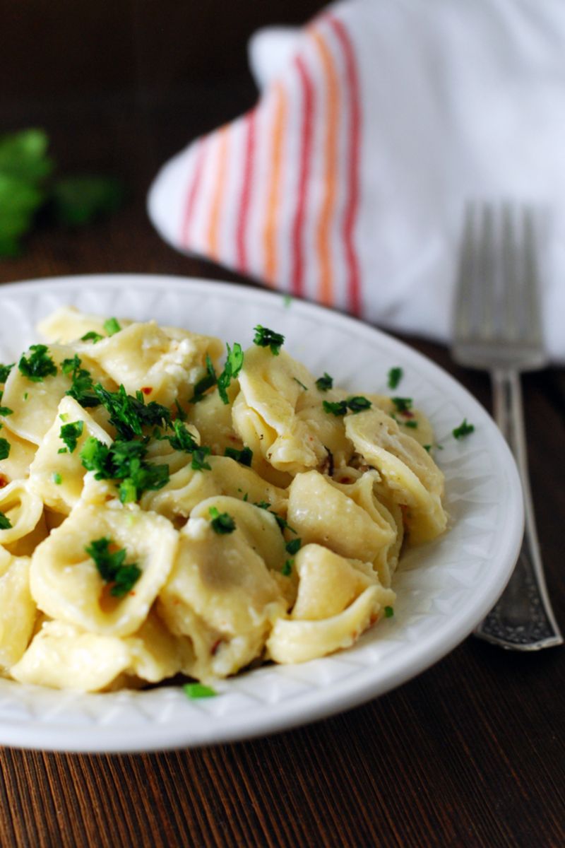 Tortellini with Garlic and Olive Oil