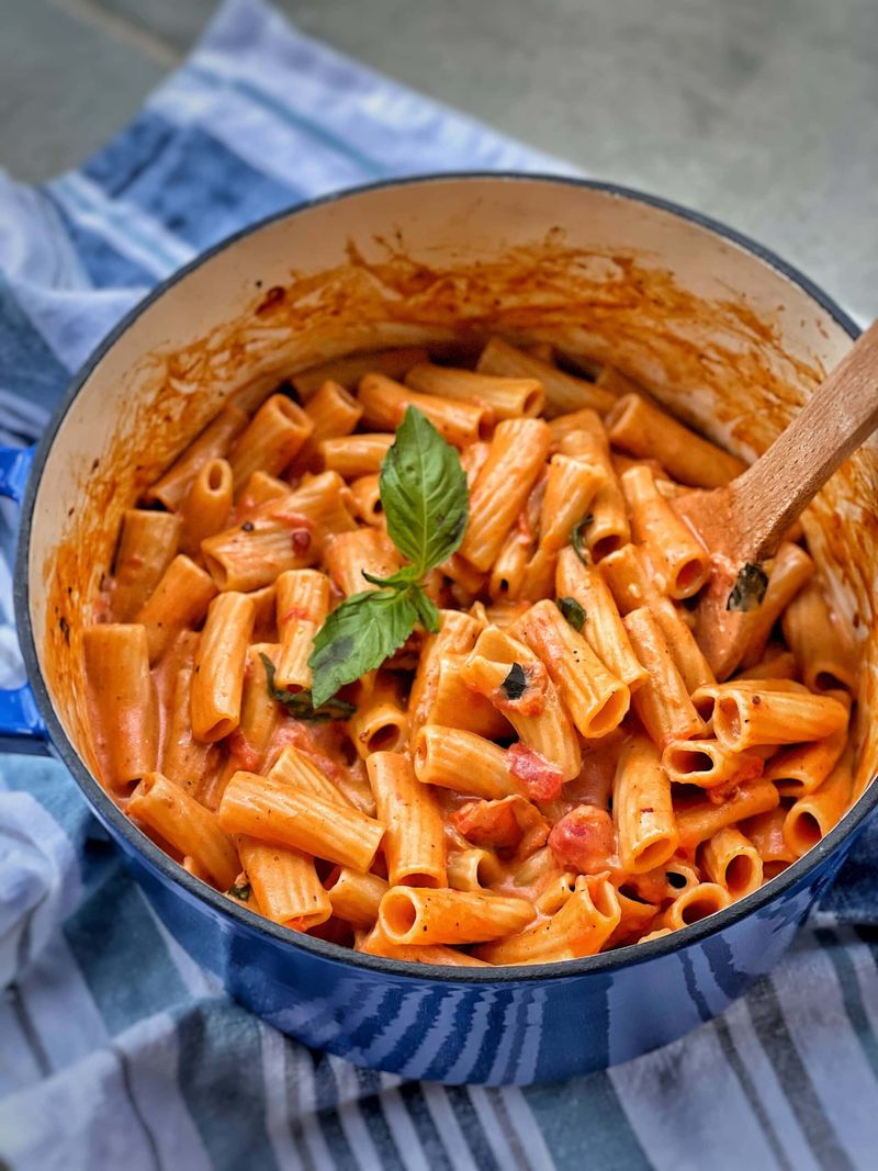 Tomato Paste “Fake Vodka” Sauce