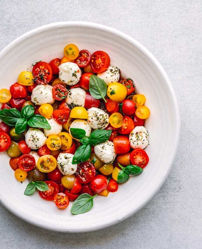 Caprese-Inspired Barley and Mozzarella Bowl
