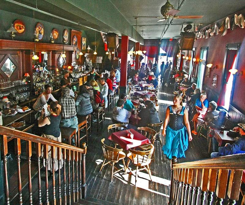 Red Onion Saloon