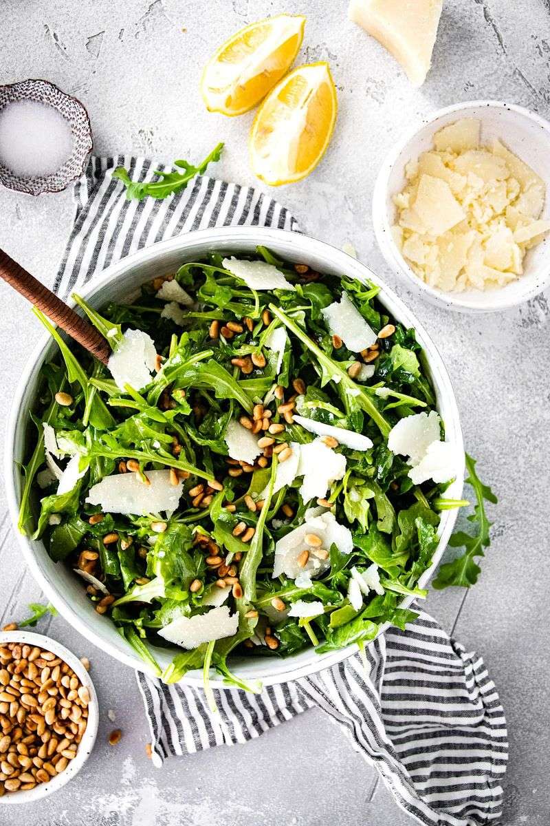 Kale and Arugula Salad With Lemon Vinaigrette