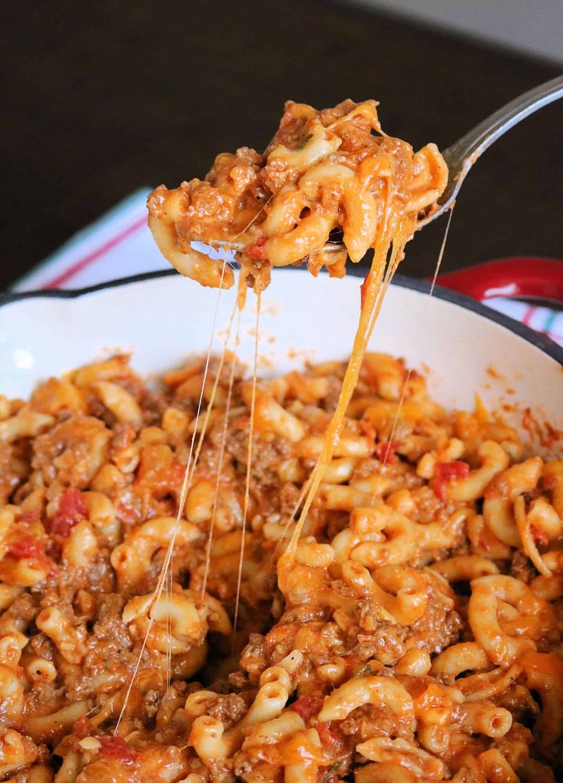 Cheeseburger Pasta (One Pot Recipe)