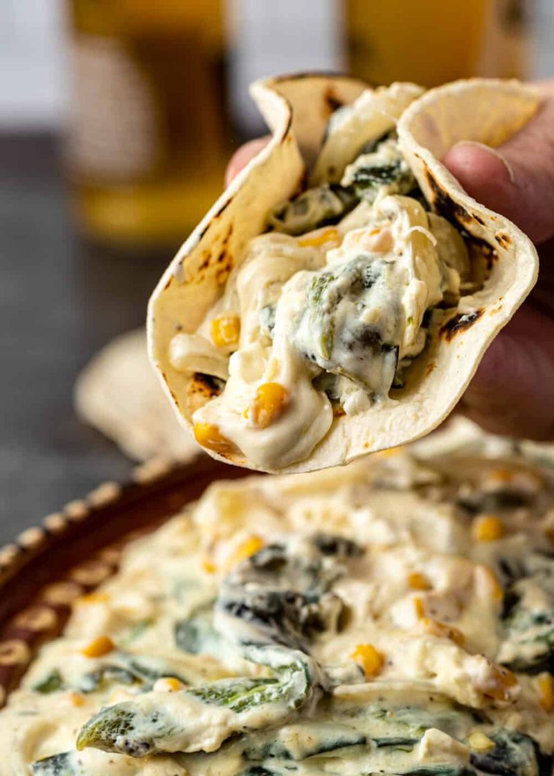 Tacos de Rajas con Crema