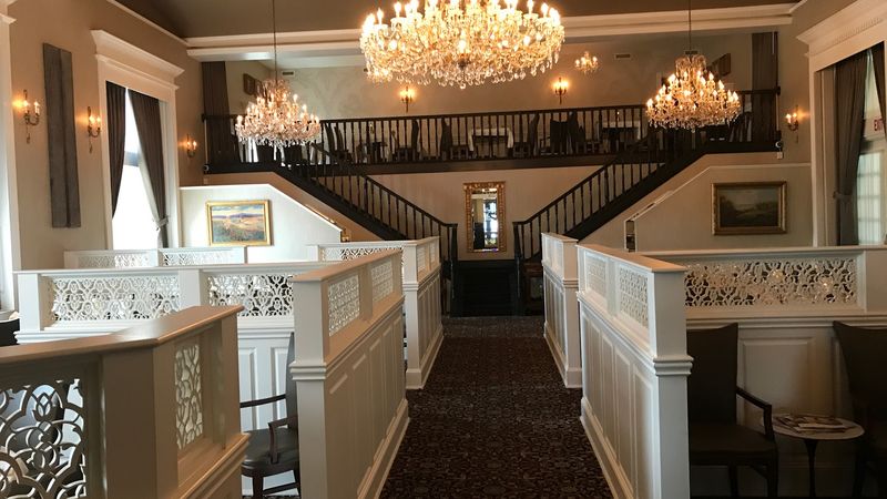 West Virginia: Laury's Restaurant