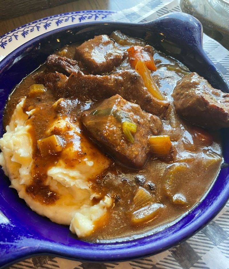 Cracker Barrel Old Country Store