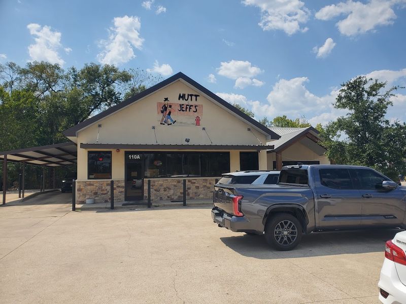 Mutt & Jeff's (Vidor)