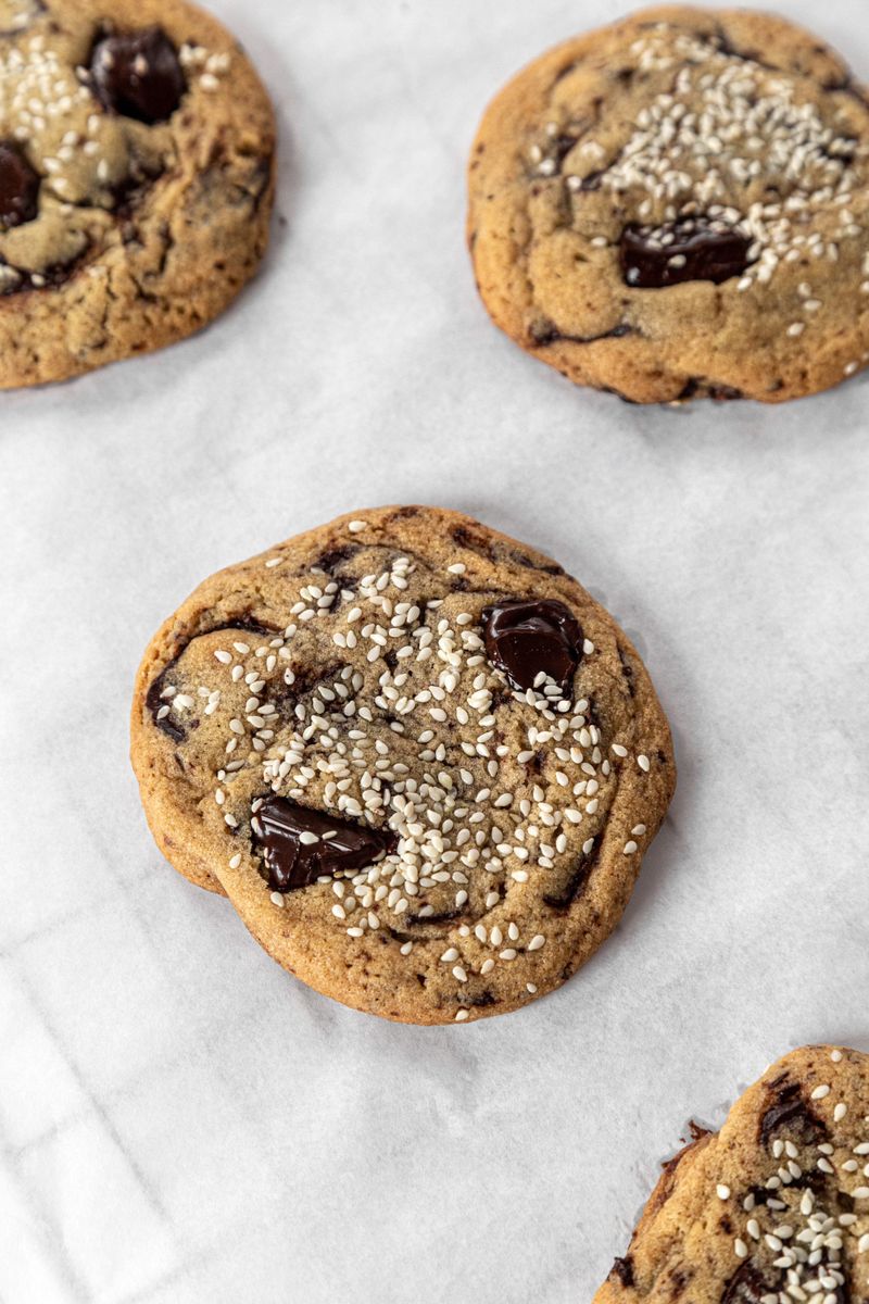 Tahini chocolate chunk cookies