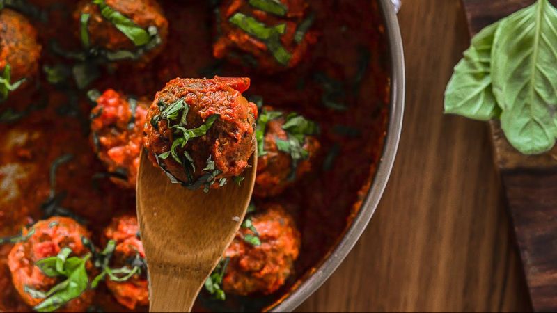 Venison Meatballs In Tomato-Basil Sauce
