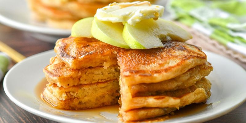 Apple Pancakes