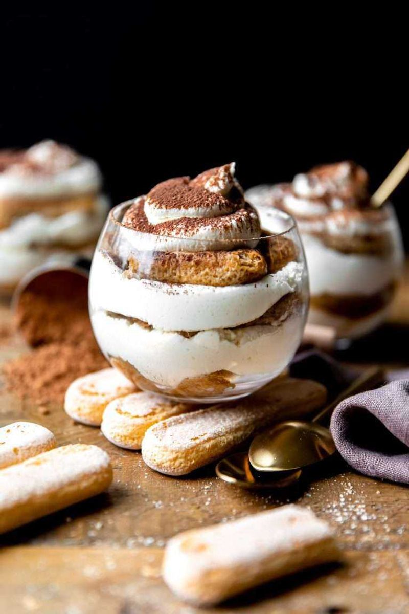 Tiramisu-style cups