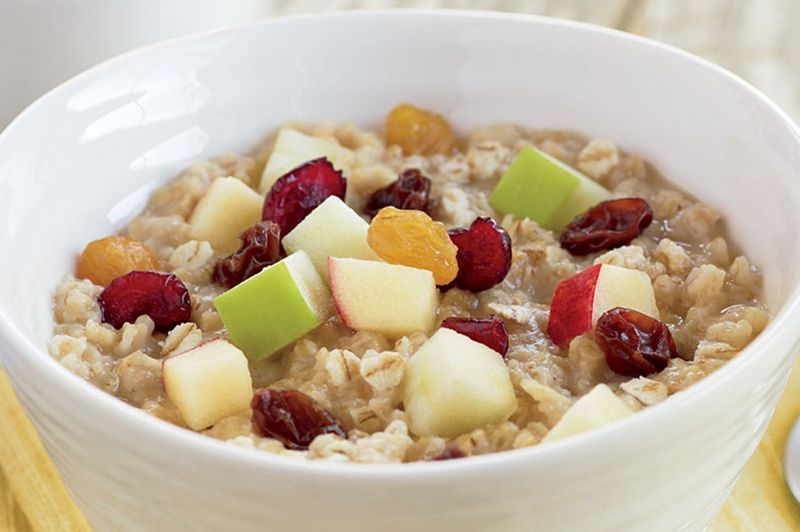 Vermont: Oatmeal With Fresh Fruit