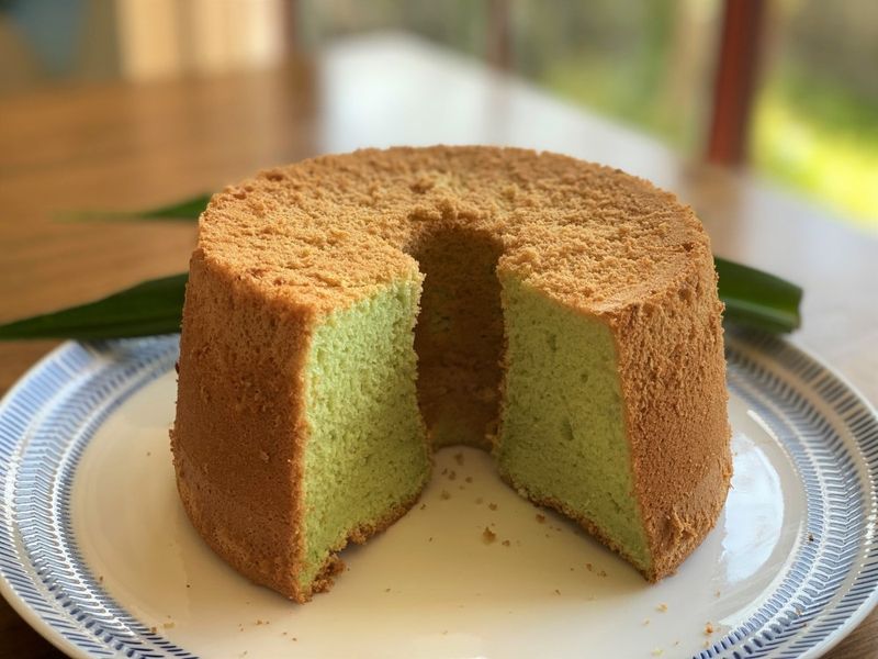 Pandan Chiffon Cake